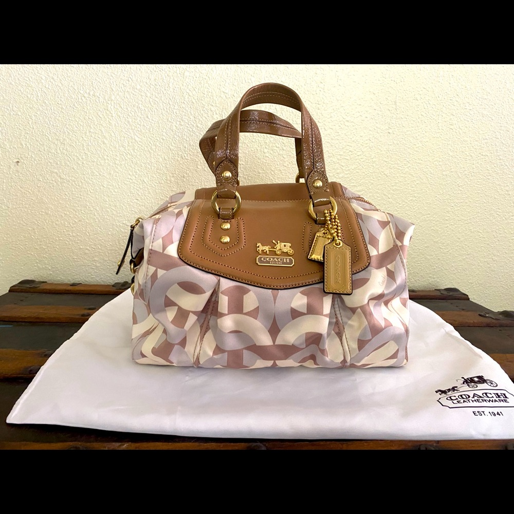 Vintage Coach bag purse Mint condition